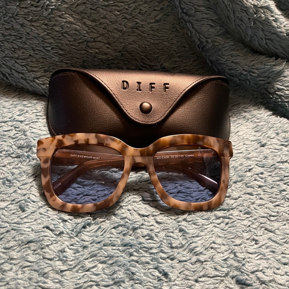 Diff Sunglasses - image 1